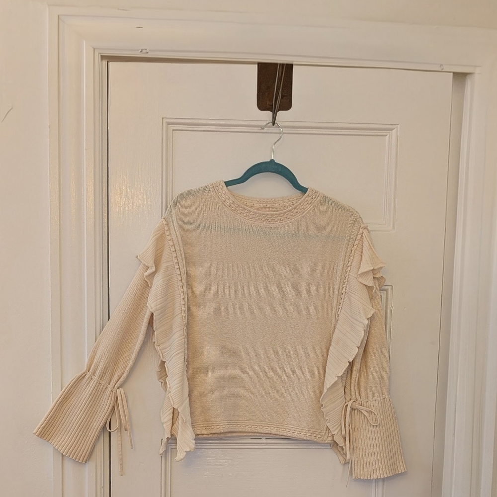 Rebecca Taylor Size S, Cream cotton sweater with soft ruffles front, back.